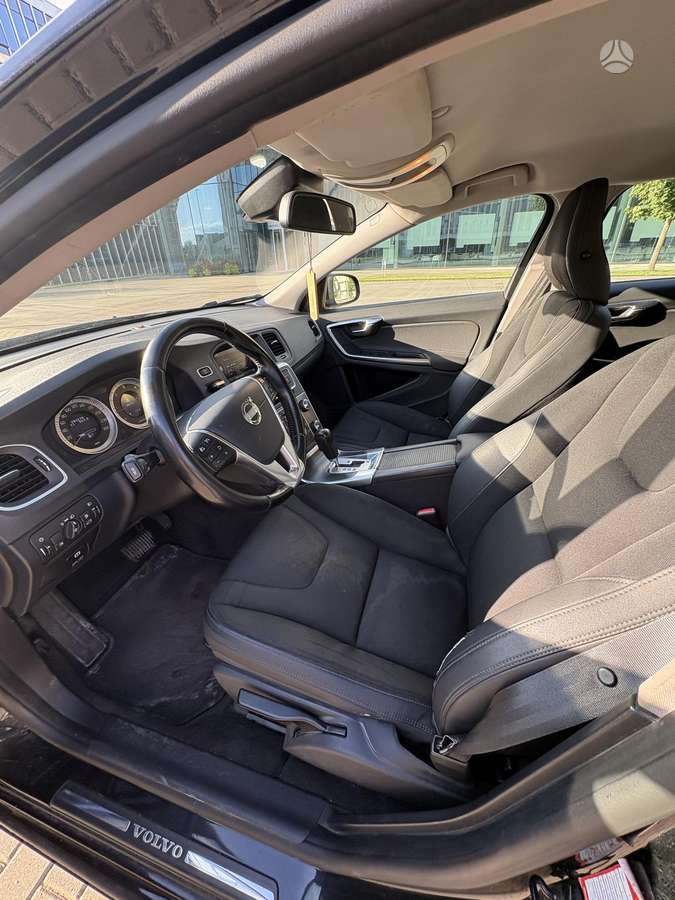 Volvo V60, 2.0 l., Универсал