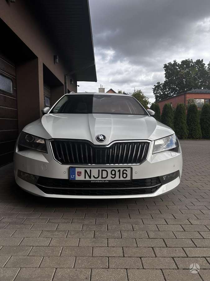 Škoda Superb - 4