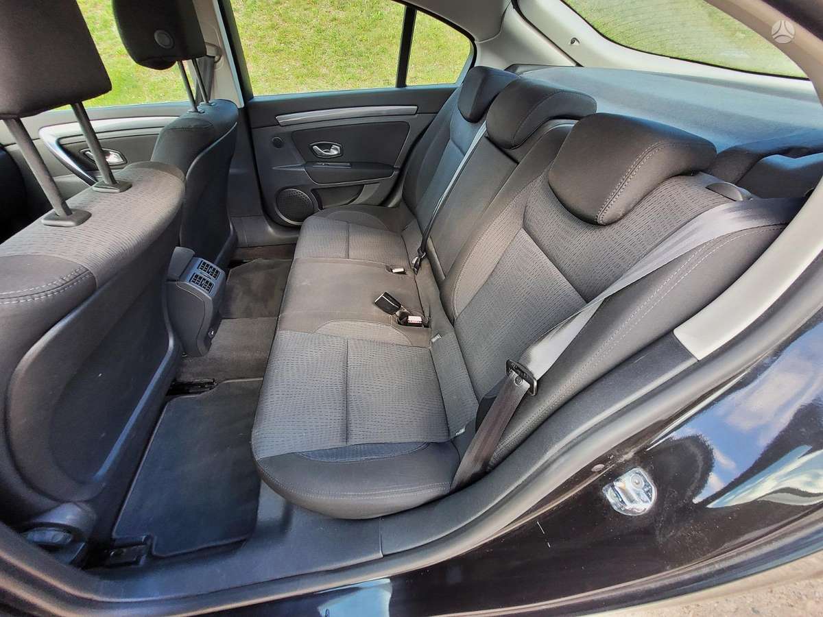 Renault Laguna, 1.5 l., Хэтчбек