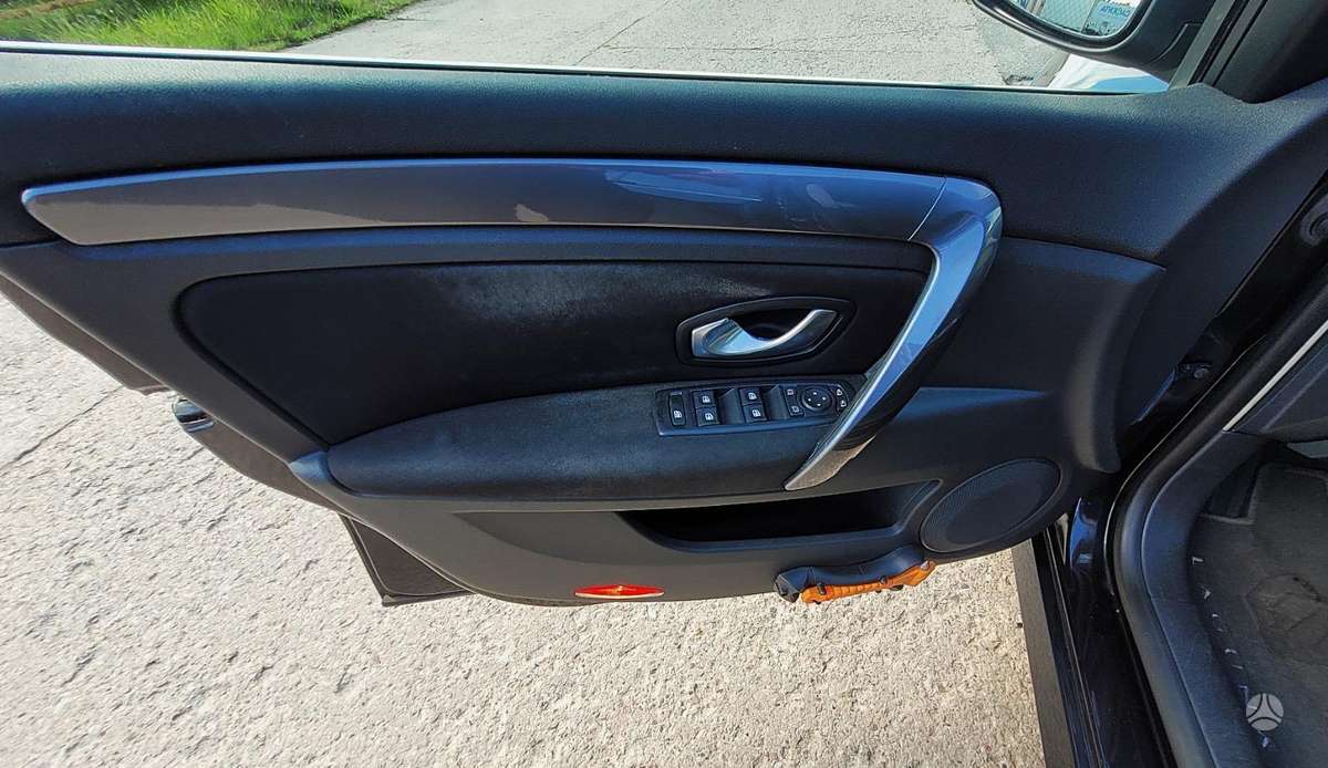 Renault Laguna, 1.5 l., hatchback