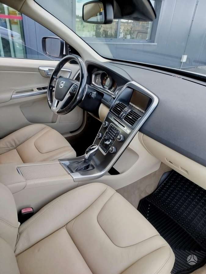 Volvo XC60 - 12