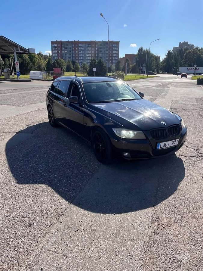 BMW 320, 2.0 l., Универсал