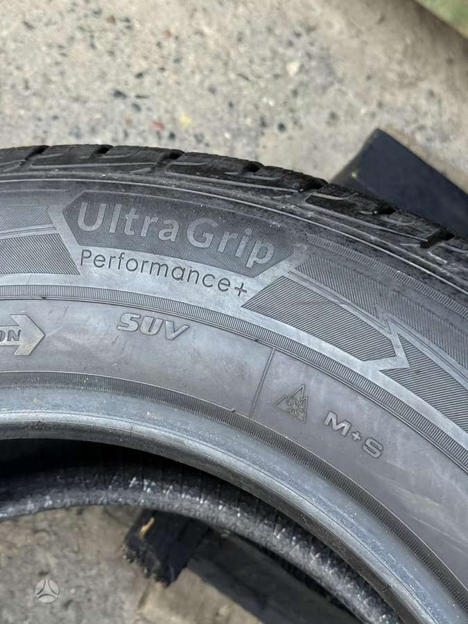 Goodyear UltraGrip Performance+ SUV 202, winter 255/65 R18