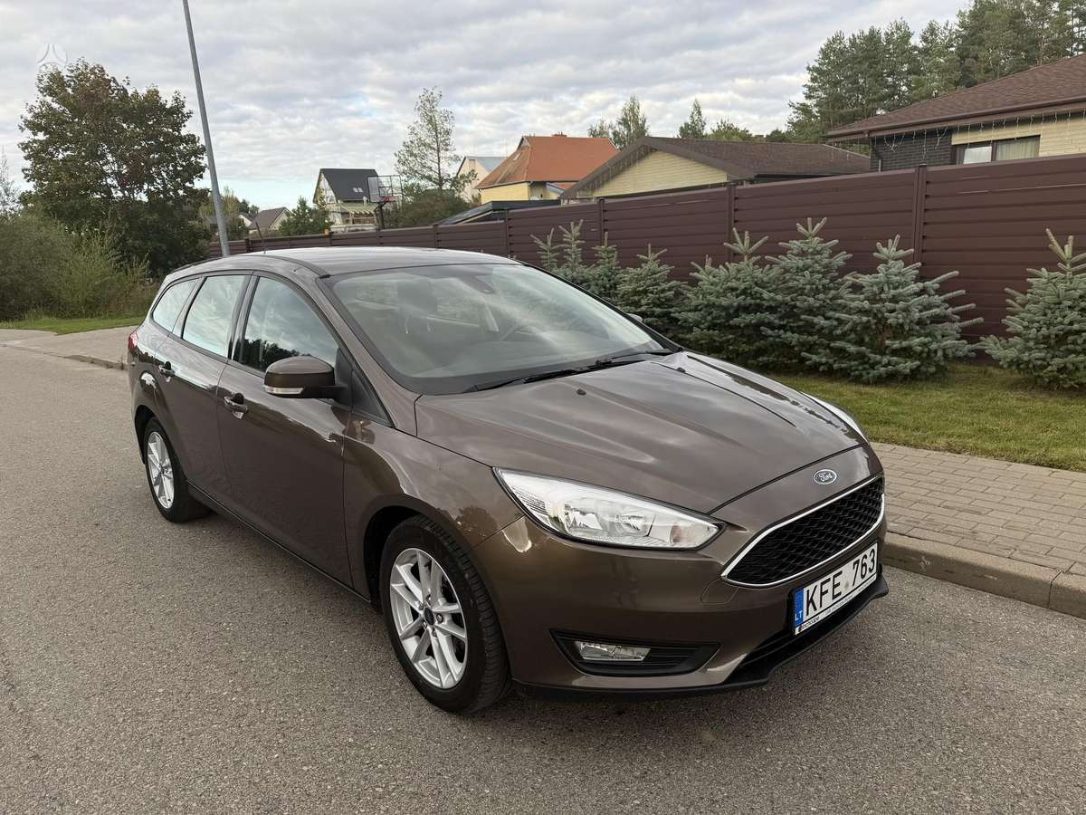 Ford Focus, hatchback