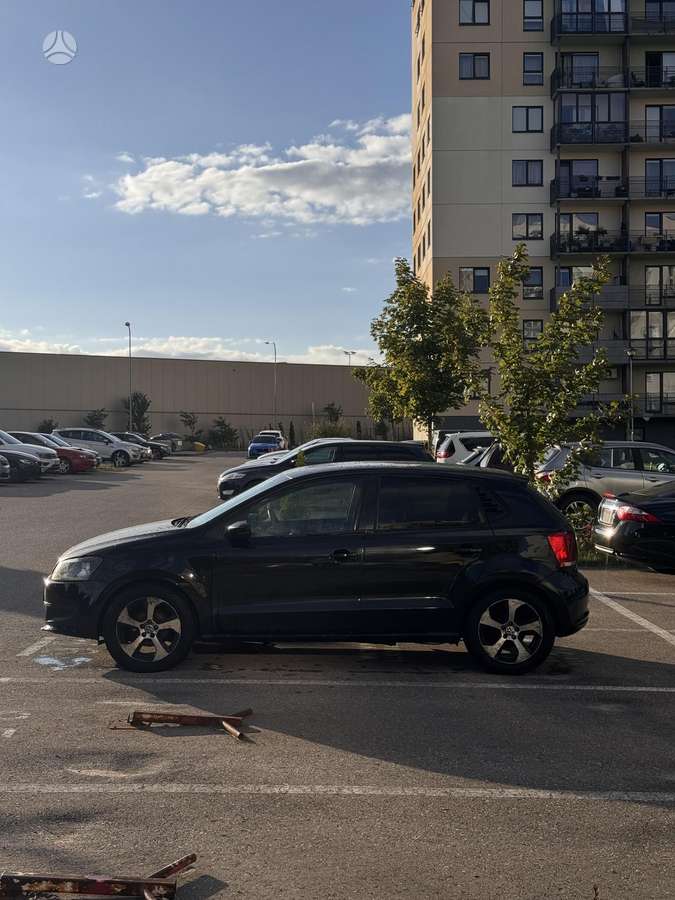 Volkswagen Polo - 4