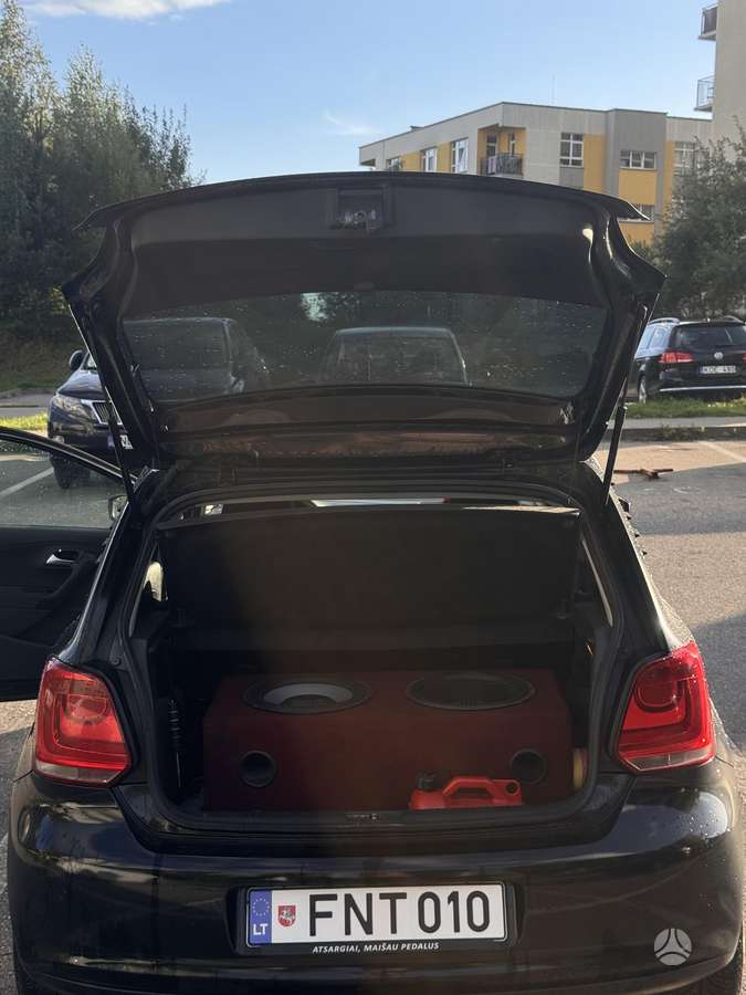 Volkswagen Polo - 9
