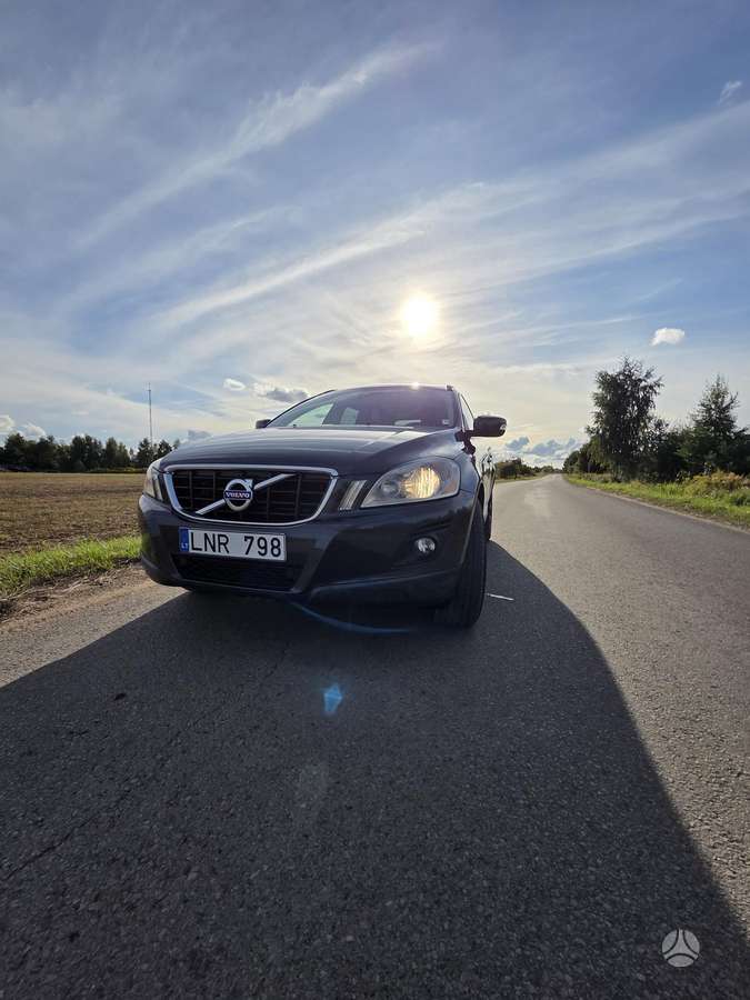 Volvo XC60 - 2