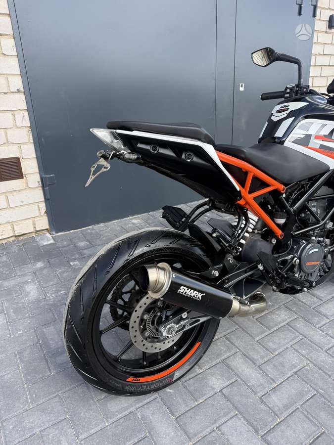 KTM Duke 125cc, street / classic