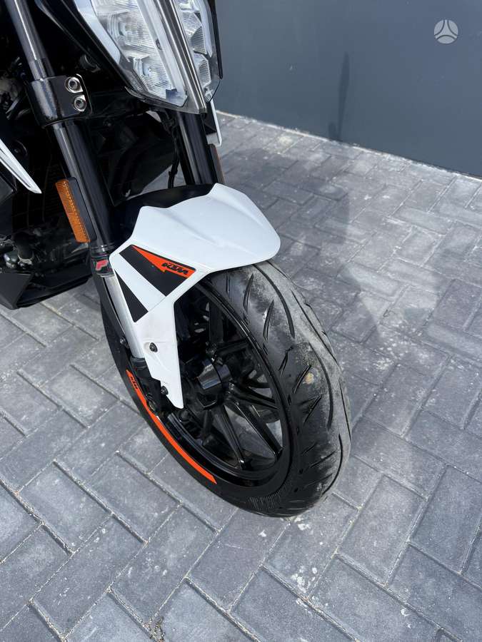 KTM Duke 125cc, street / classic