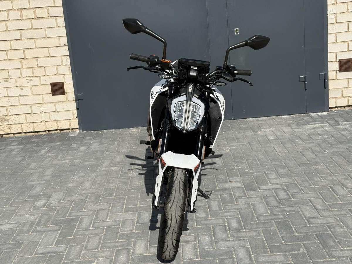 KTM Duke 125cc, street / classic