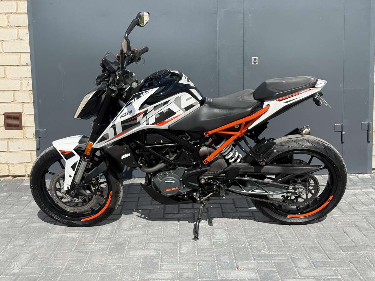 KTM Duke 125cc, street / classic