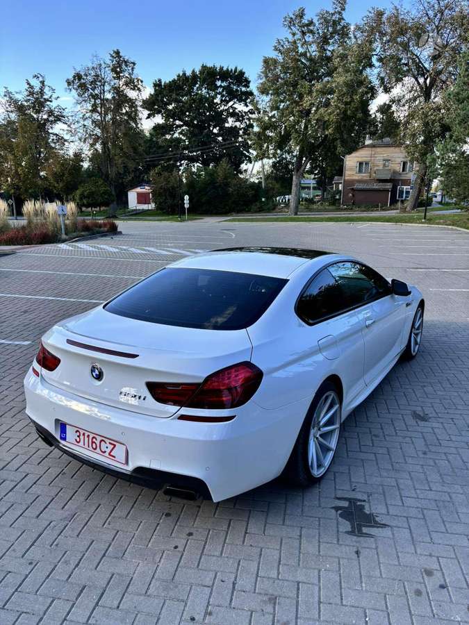 BMW 650, 4.4 l., Купе (coupe)