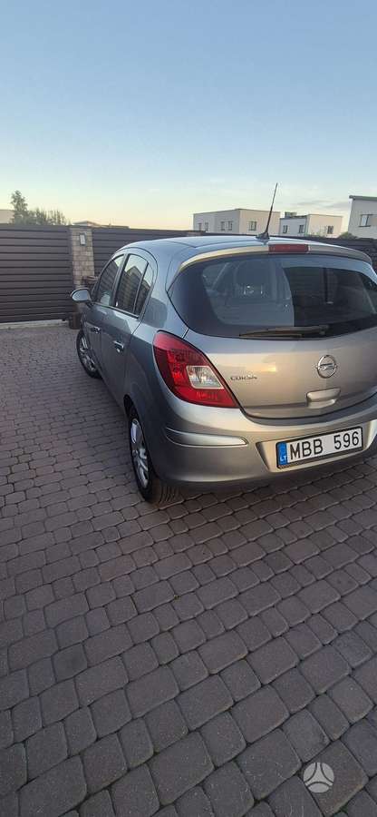 Opel Corsa, 1.3 l., hatchback