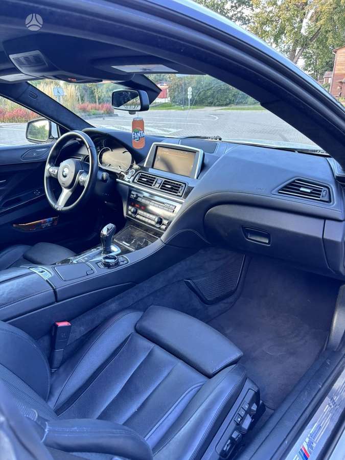 BMW 650, 4.4 l., coupe