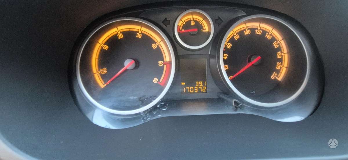 Opel Corsa, 1.3 l., Хэтчбек