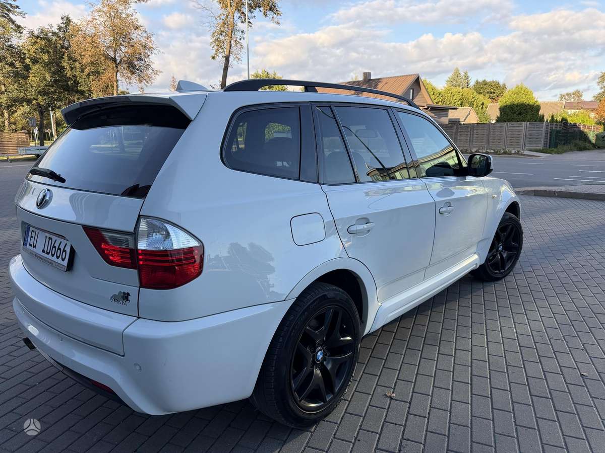 BMW X3, 2.0 l., Минивэн