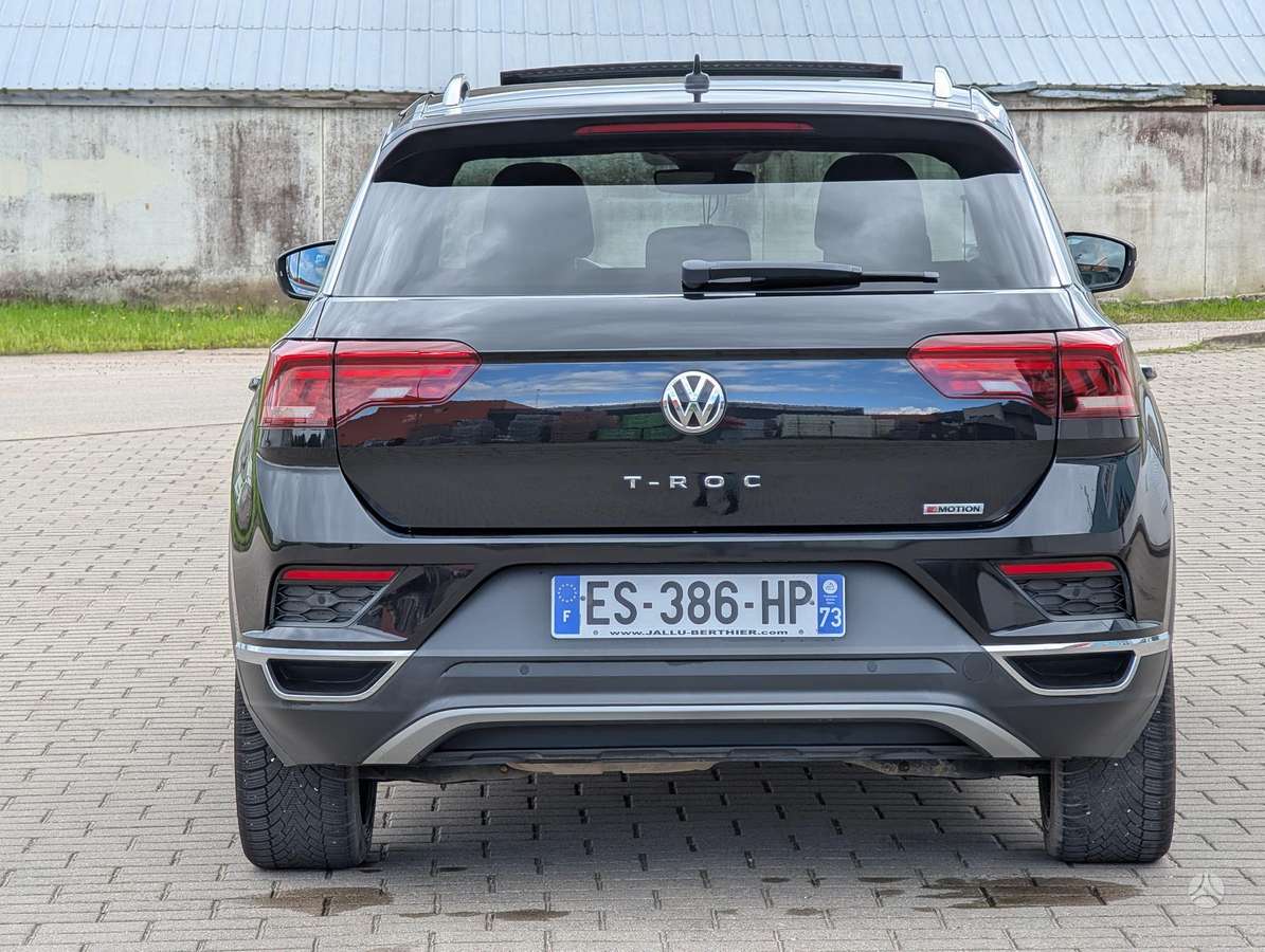 Volkswagen T-Roc - 10