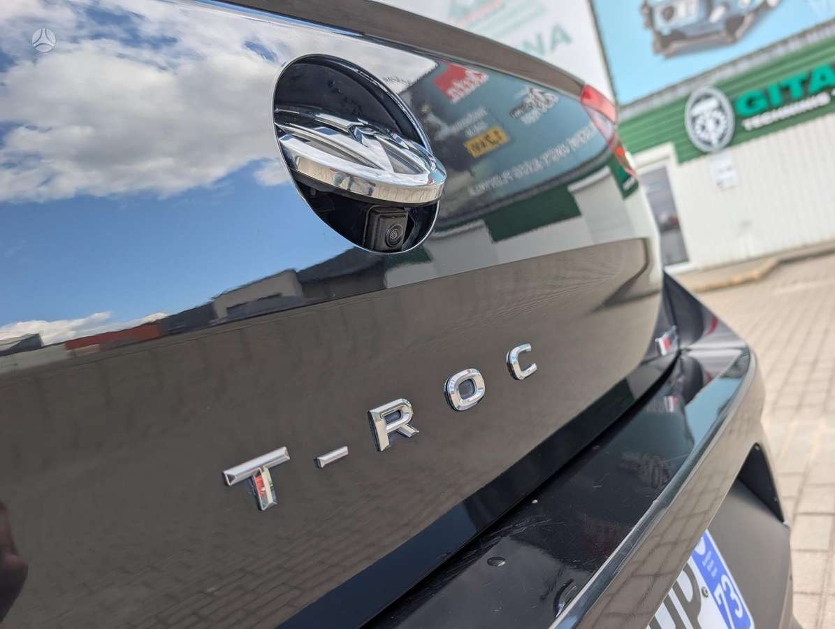 Volkswagen T-Roc - 12