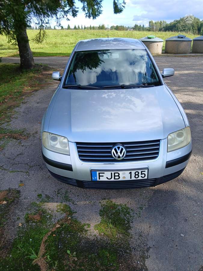 Volkswagen Passat - 2