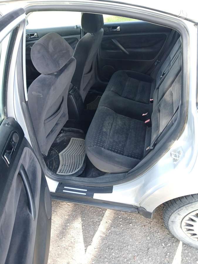 Volkswagen Passat - 5