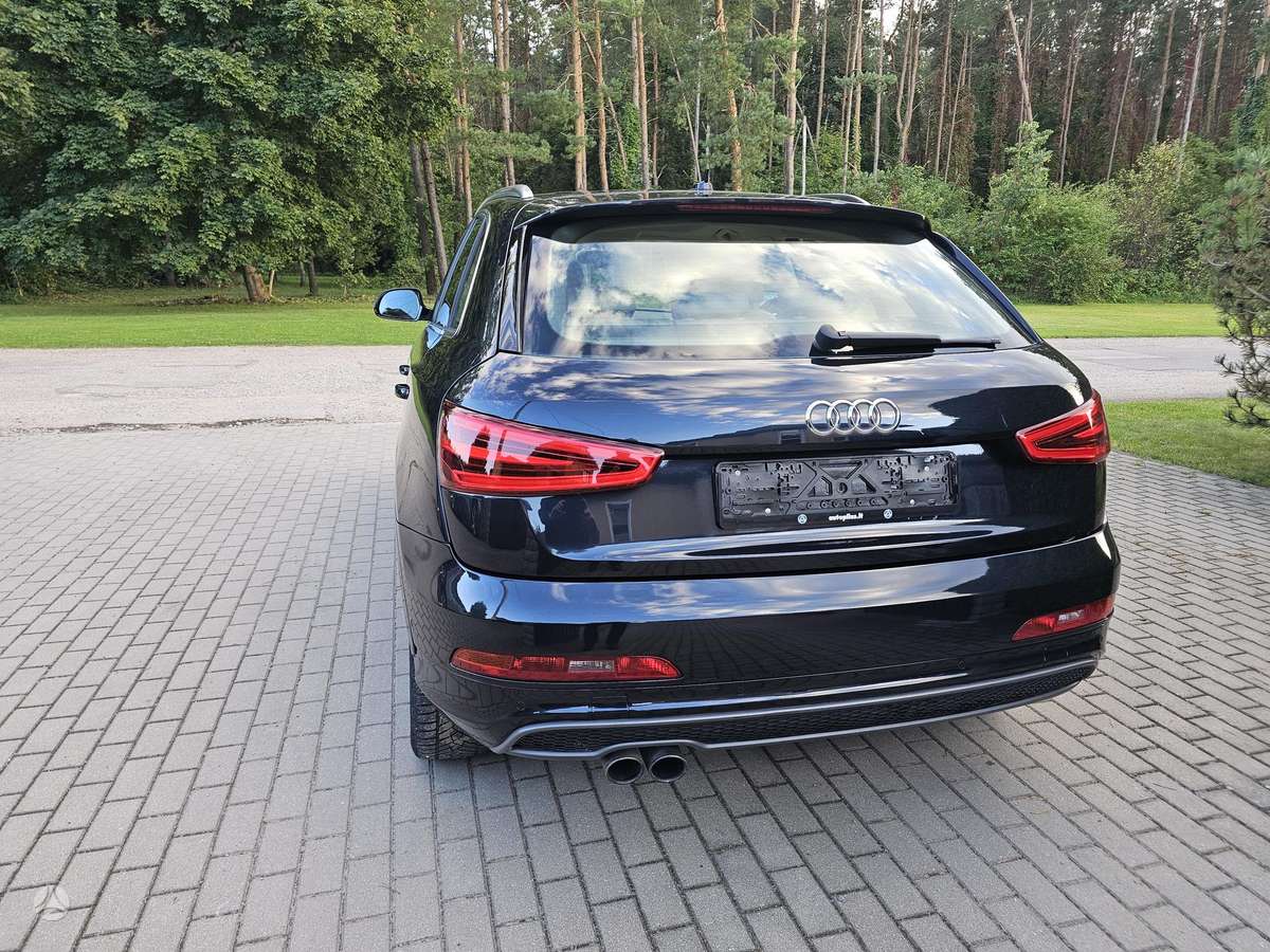 Audi Q3, 1.4 l., off-road / crossover