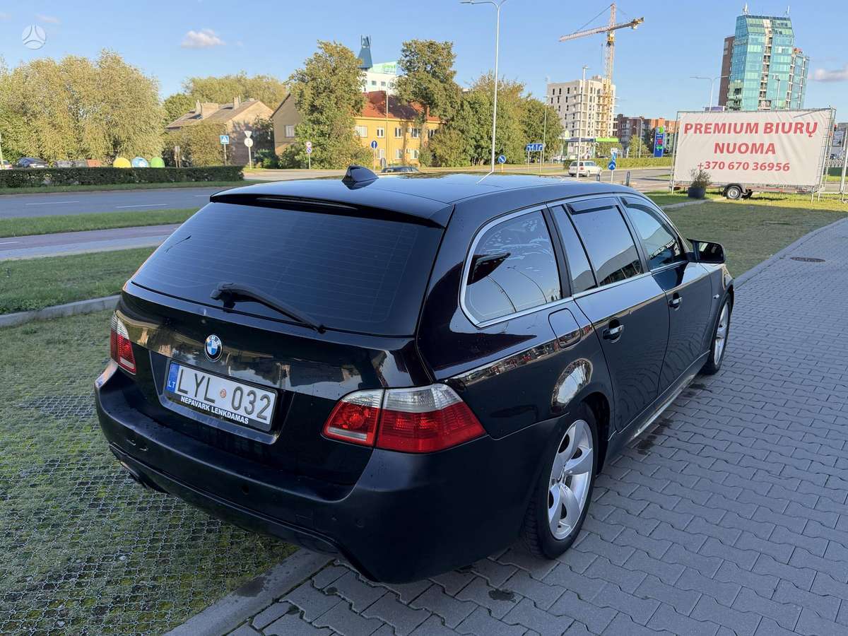 BMW 525, 2.5 l., wagon