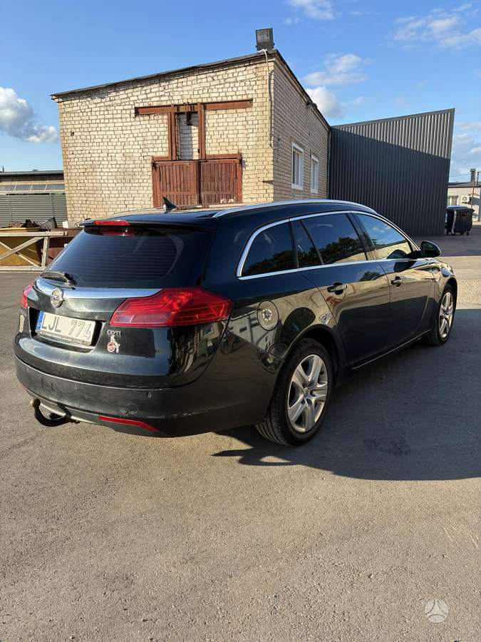 Opel Insignia, 2.0 l., wagon