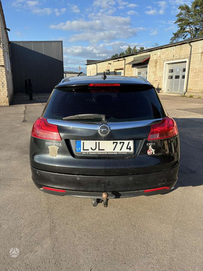 Opel Insignia, 2.0 l., Универсал