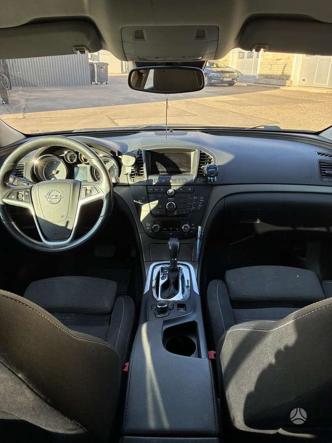 Opel Insignia, 2.0 l., Универсал