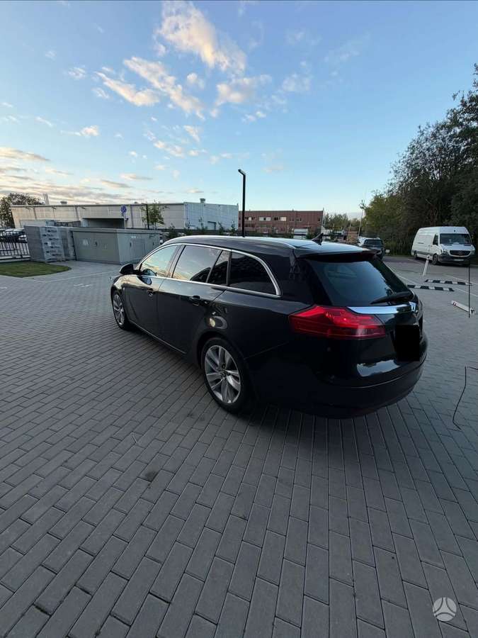 Opel Insignia, 2.0 l., universalas