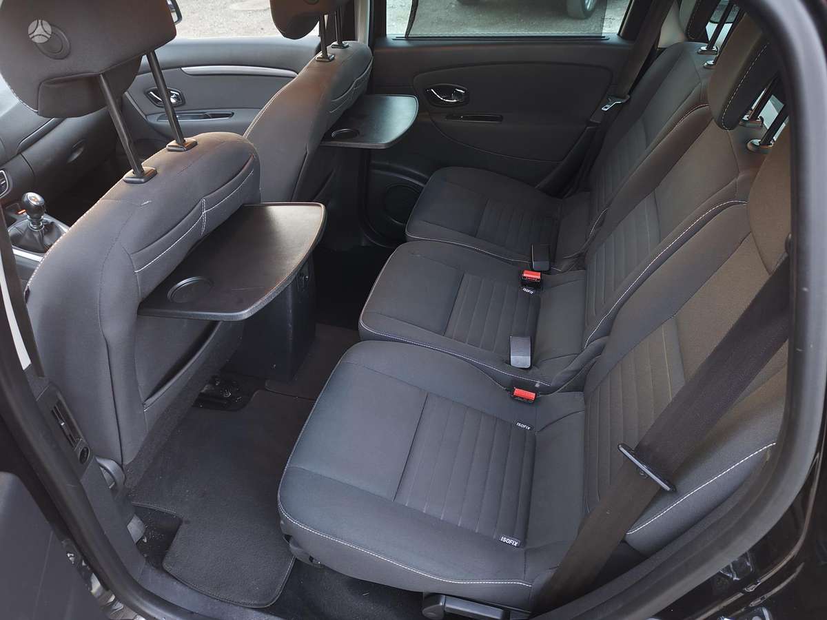 Renault Grand Scenic - 11