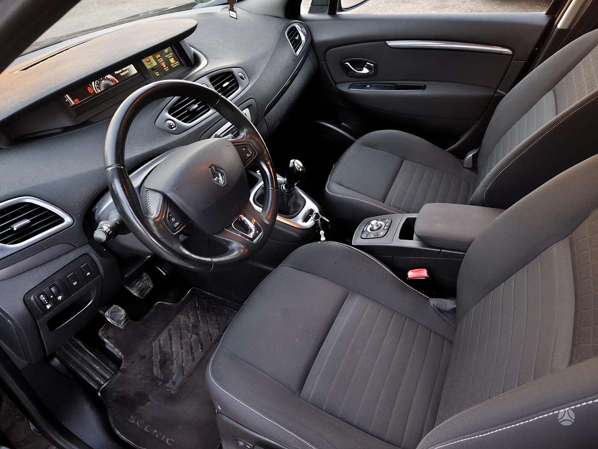 Renault Grand Scenic - 7