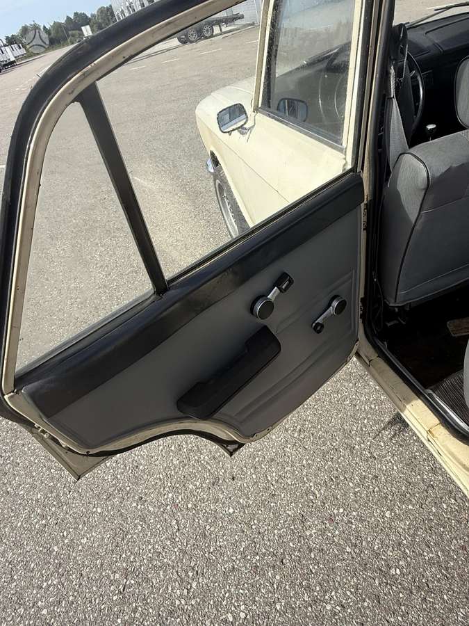Moskvich 412, 1.5 l., Седан