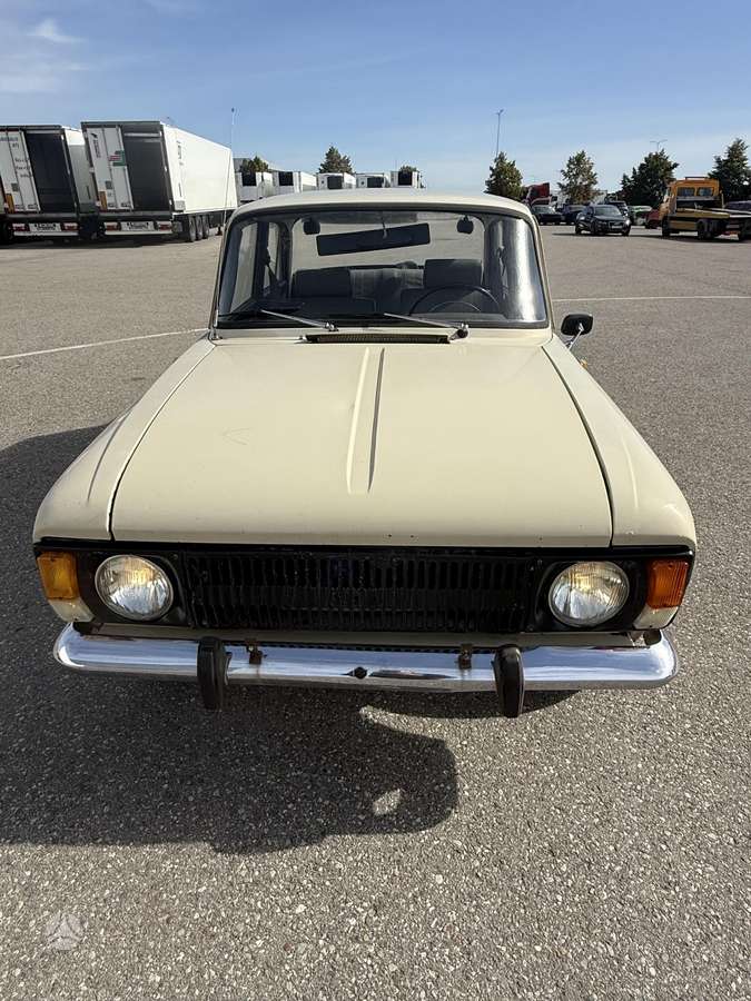 Moskvich 412, 1.5 l., Седан