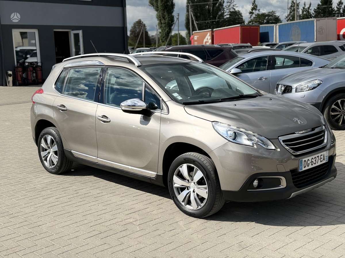Peugeot 2008, 1.2 l., Минивэн