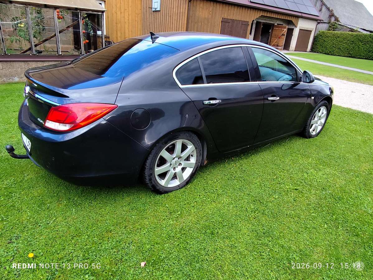 Opel Insignia, 2.0 l., Хэтчбек
