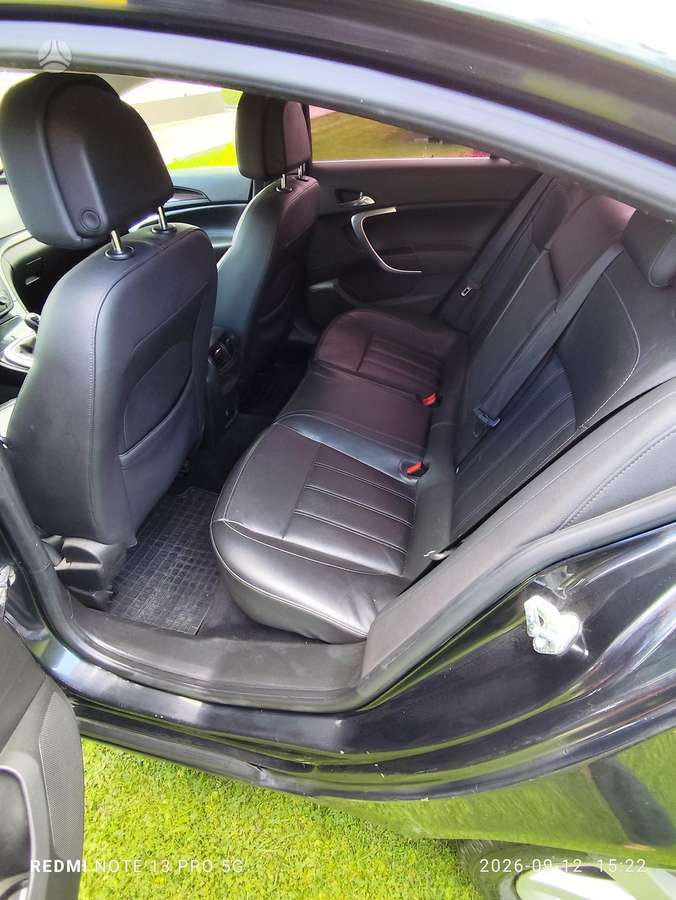 Opel Insignia, 2.0 l., Хэтчбек
