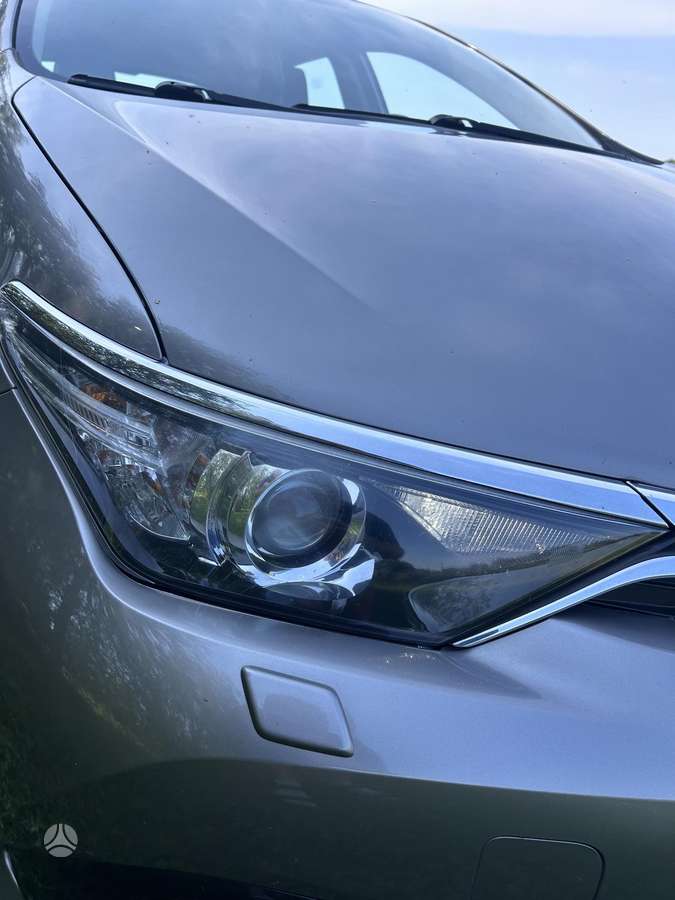 Toyota Auris, 1.6 l., hatchback
