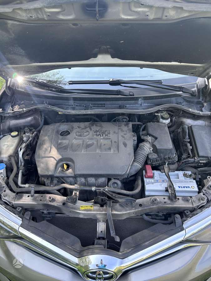 Toyota Auris, 1.6 l., hatchback