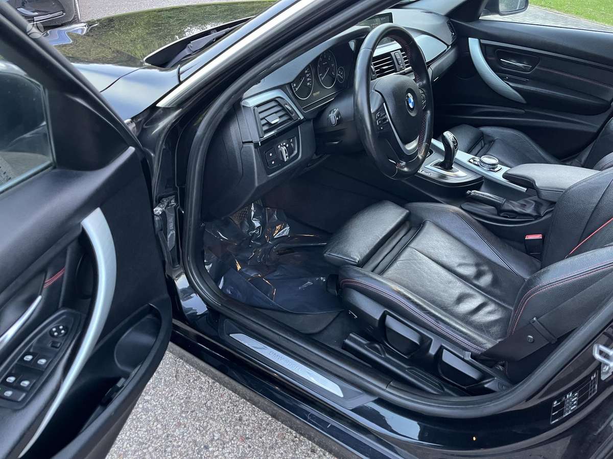 BMW 320, 2.0 l., wagon