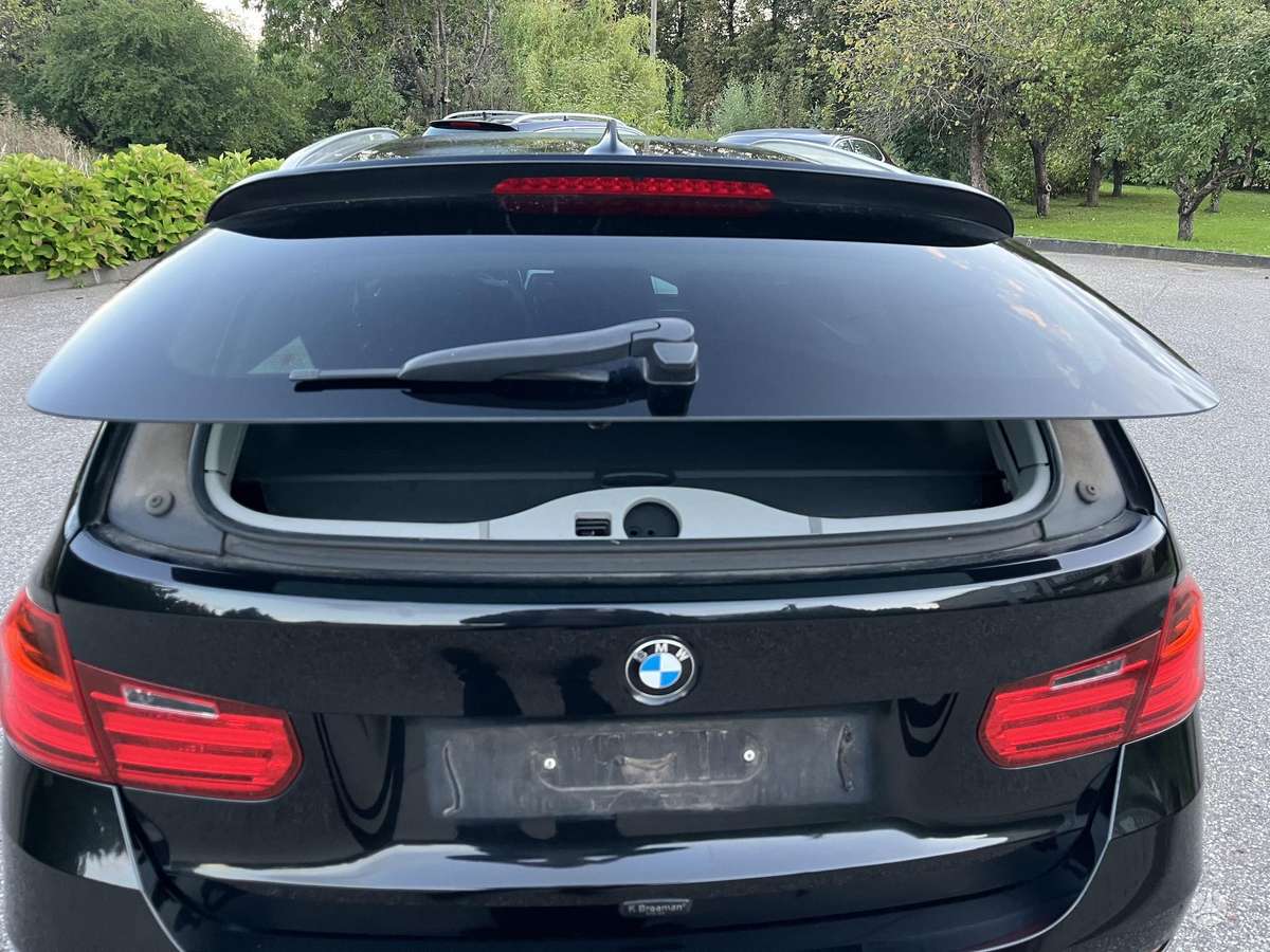 BMW 320, 2.0 l., wagon