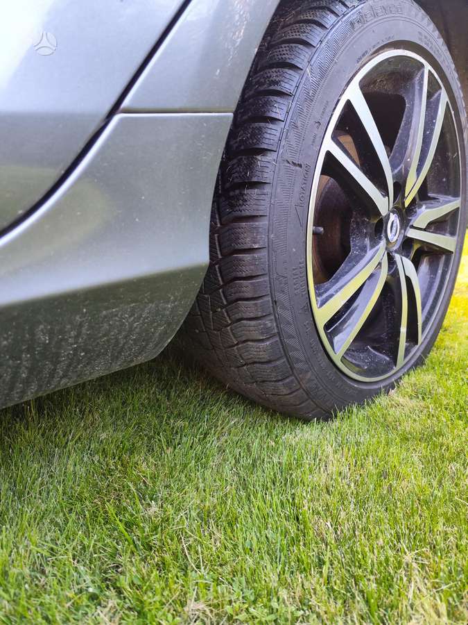 Volvo V40 - 6