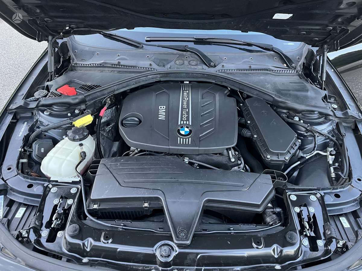 BMW 320, 2.0 l., wagon
