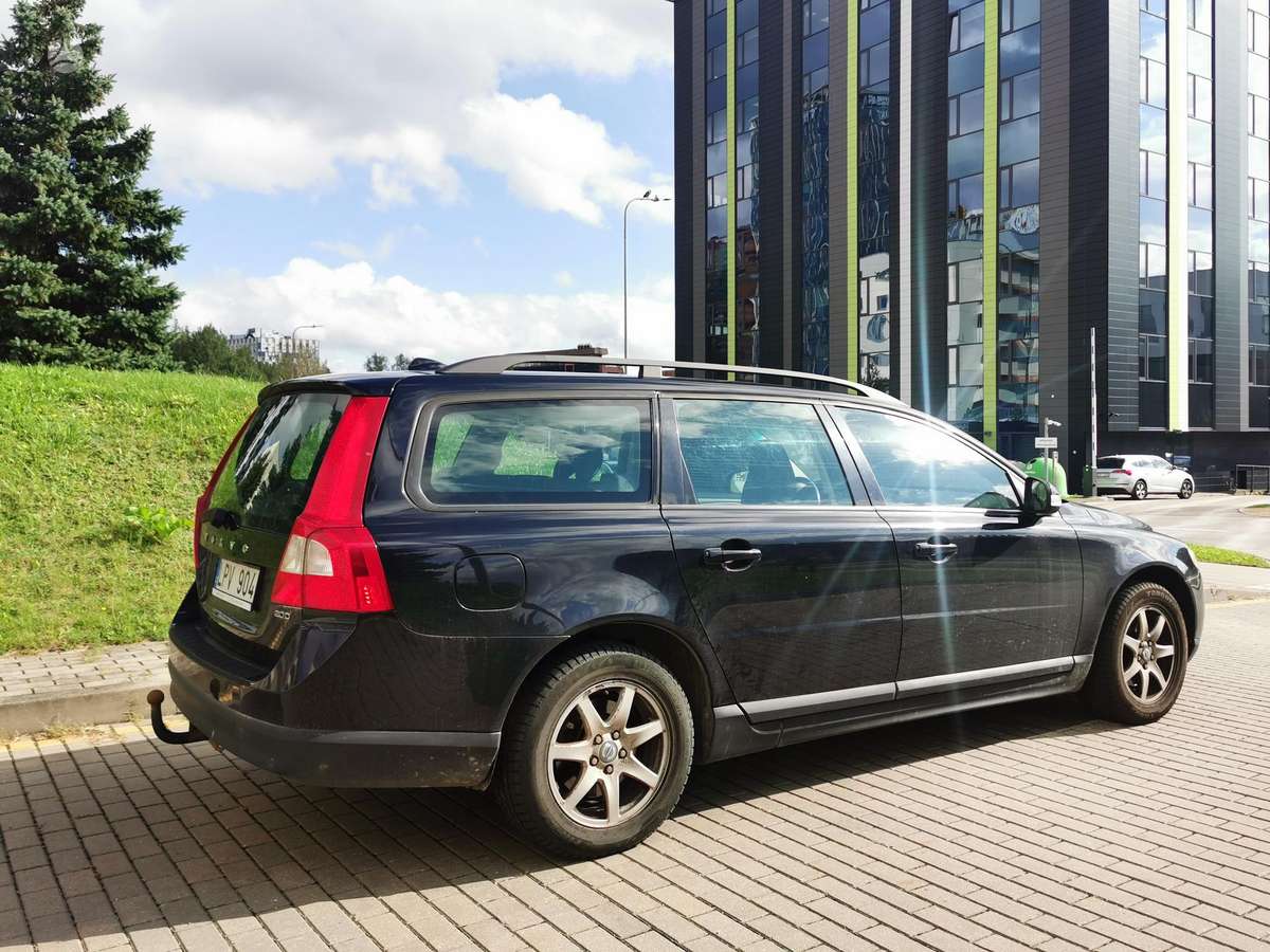 Volvo V70, 2.0 l., Универсал