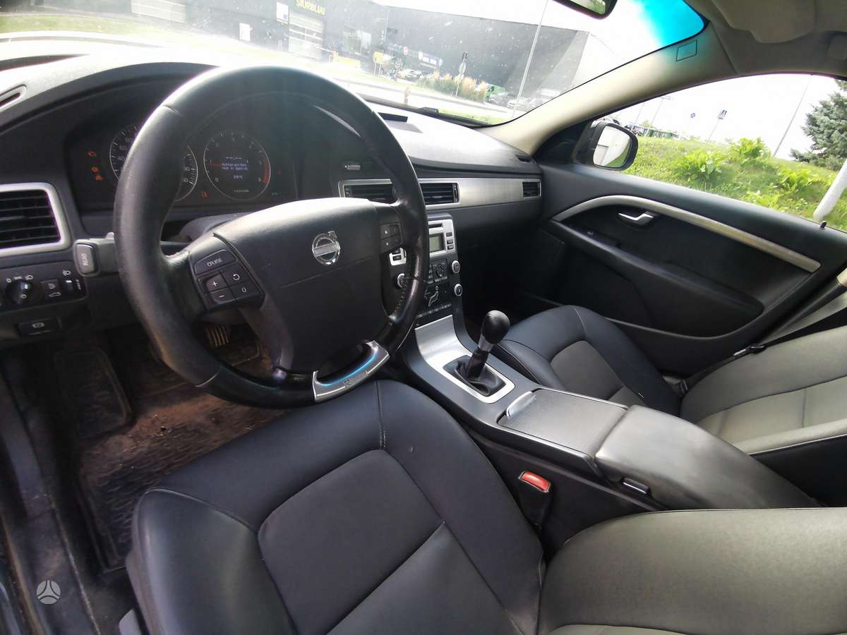 Volvo V70, 2.0 l., Универсал