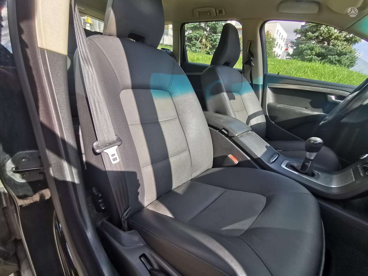 Volvo V70, 2.0 l., Универсал