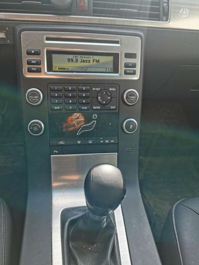 Volvo V70, 2.0 l., Универсал