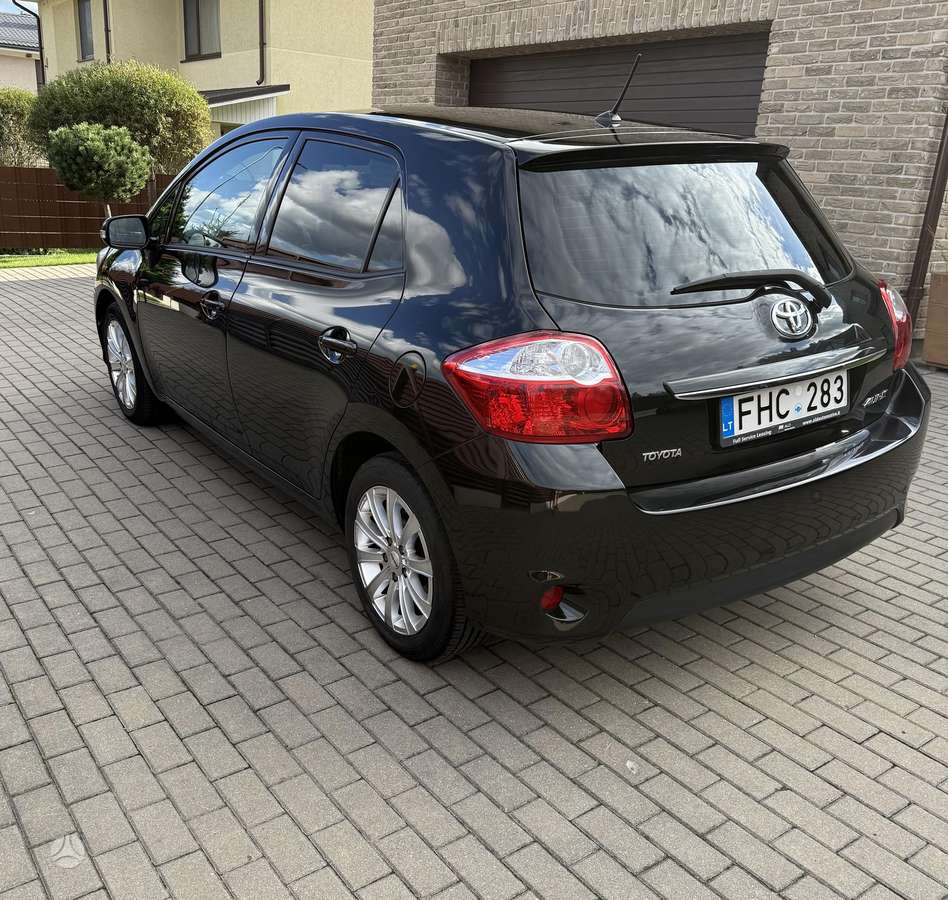 Toyota Auris, 1.6 l., hatchback