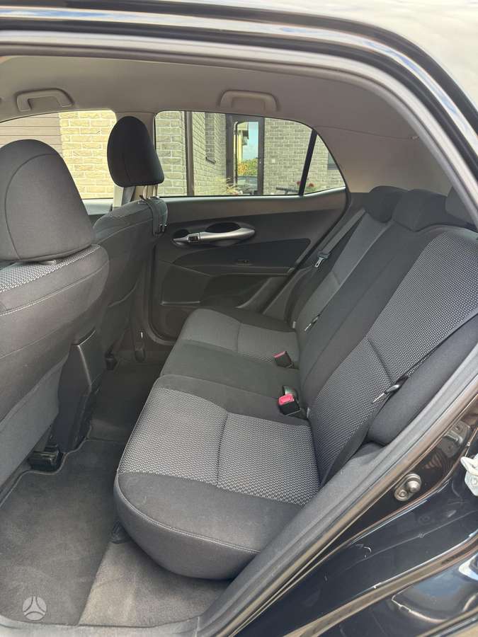 Toyota Auris, 1.6 l., hatchback