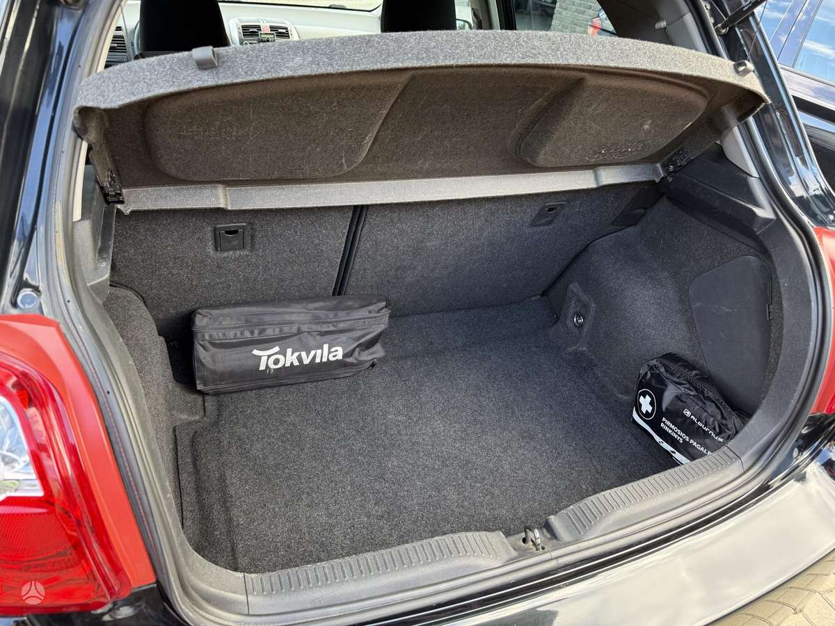 Toyota Auris, 1.6 l., hatchback